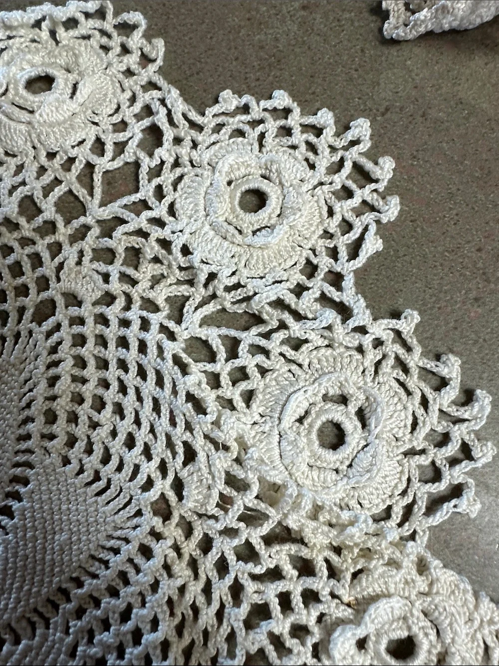 Vintage Handmade Crochet Lace Doilies White Set of 4 Pinwheel Rose